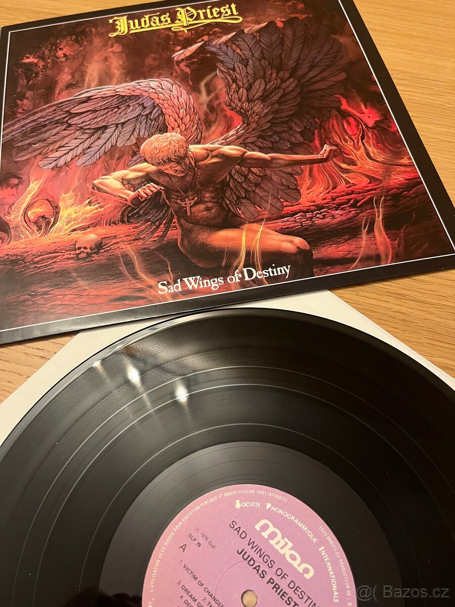 Judas Priest – Sad Wings Of Destiny - 7