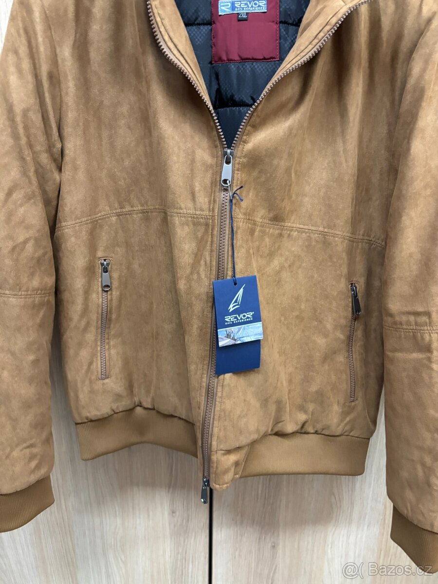 26. Krásné, pánské bundy REVOR Italy - 7