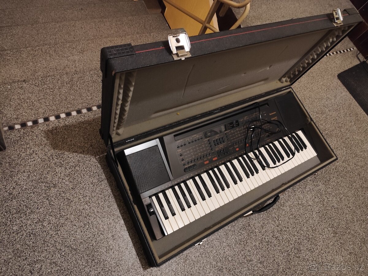 Pouzdro pevné,tvrdé na 5 okt.klávesy - 7