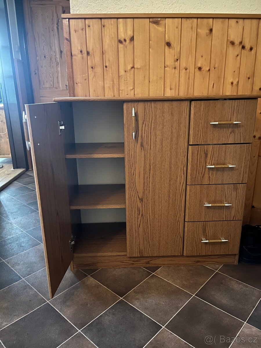 Předsíňová sestava - 7
