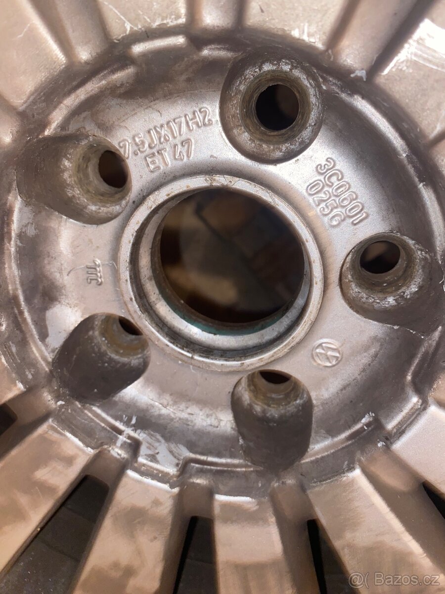 Super Nabídka R17 - 7