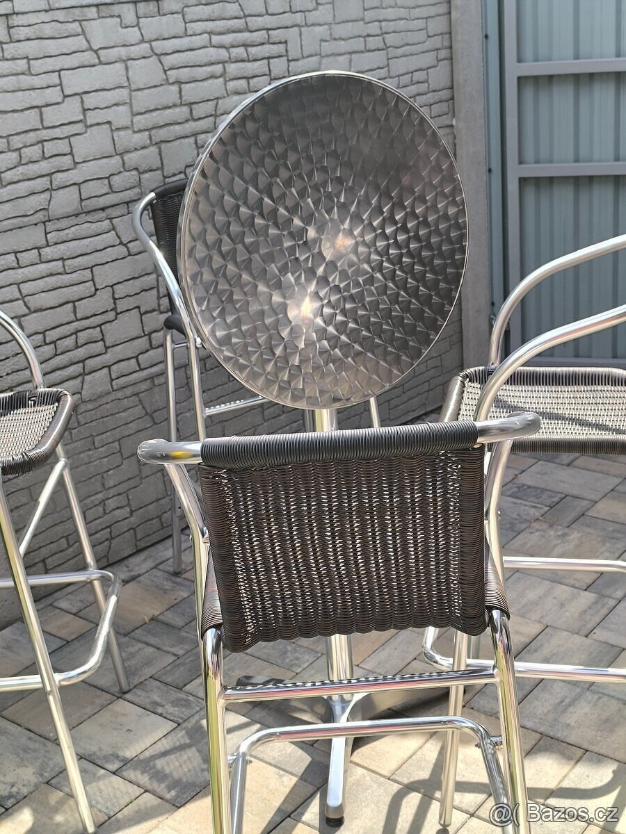 Prodám 4 barové židle + Vysoký kulatý stůl - 7