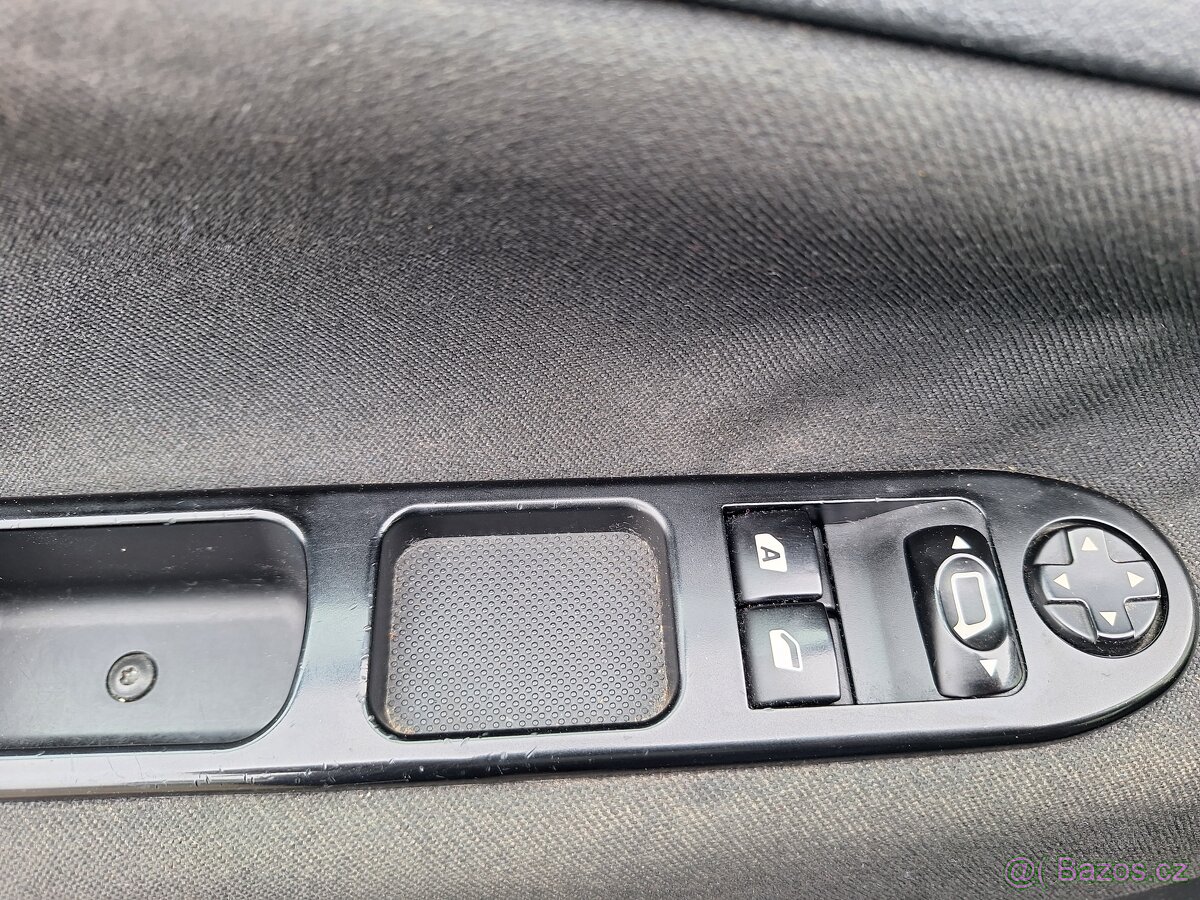 Peugeot 207 benzin 1,4i - 7