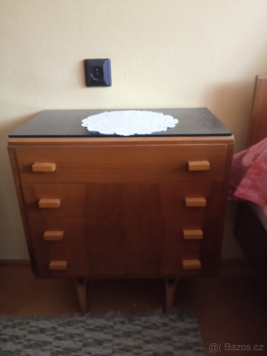 Retro nábytek - 7