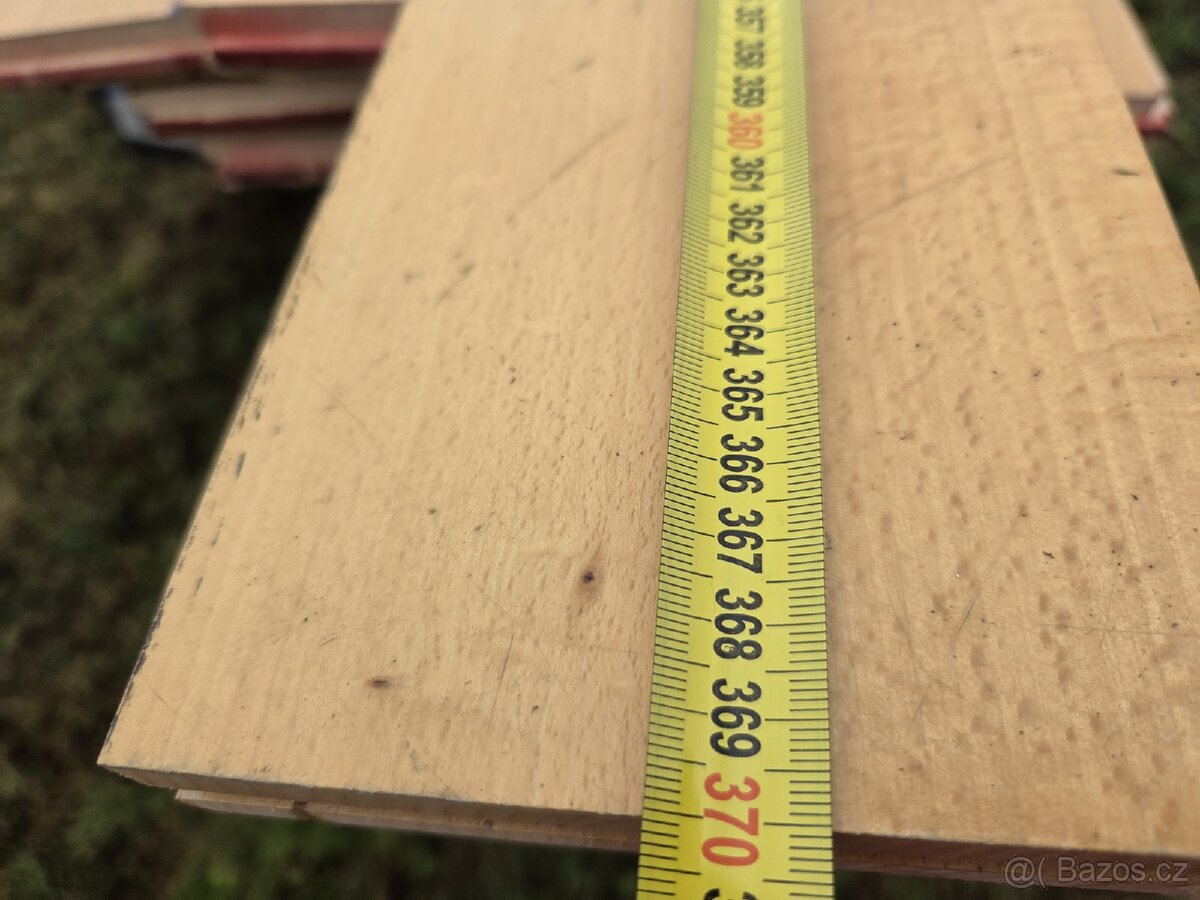 Prodám parketovou zatěžovou podlahu Junckers industrier (l - 7