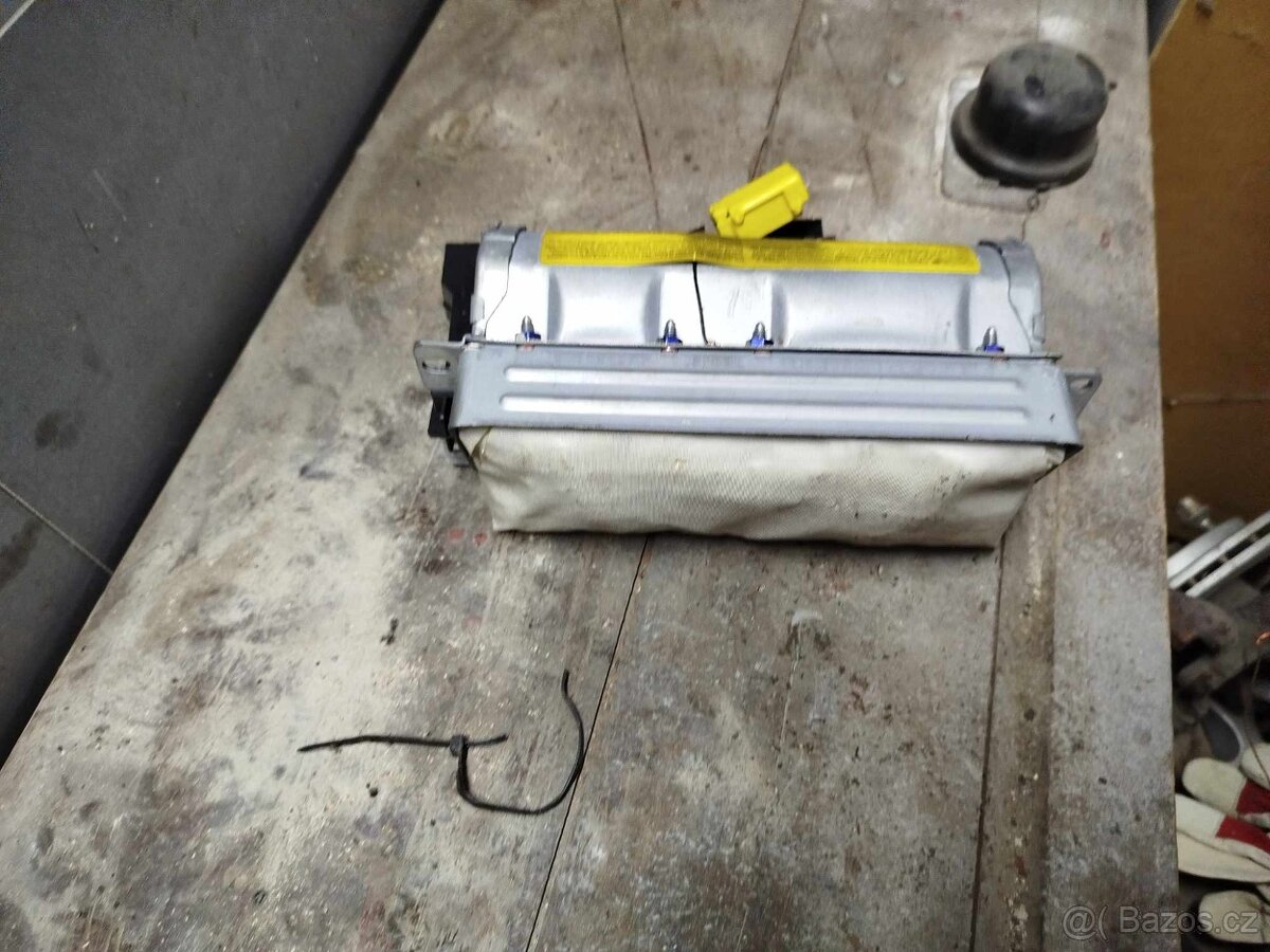 prodám nh volksvagen polo - 7