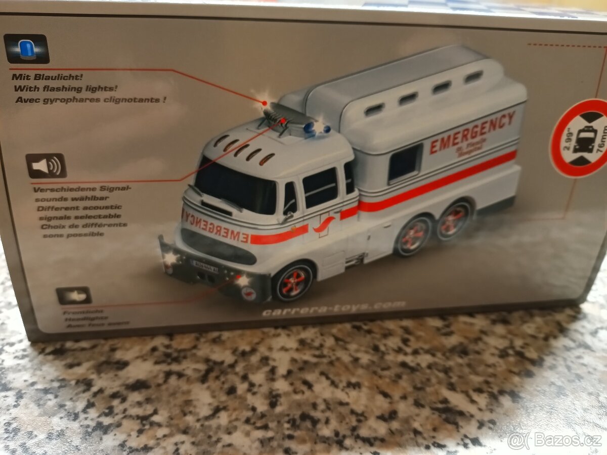 Prodám vyměním nové autíčko Carrera Ambulance sanitka - 7