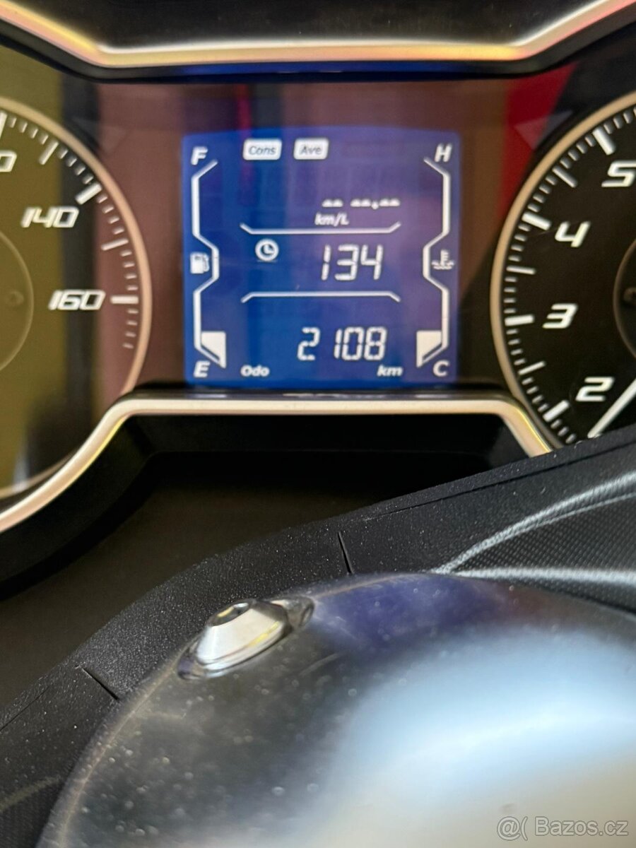 Yamaha X-max 300 ČR 1.majitel DPH - 7