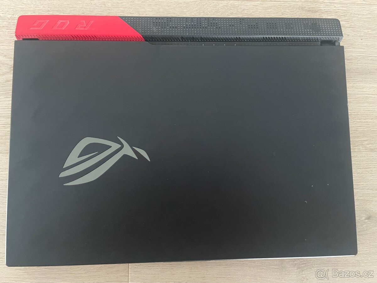 ASUS ROG Strix - 7