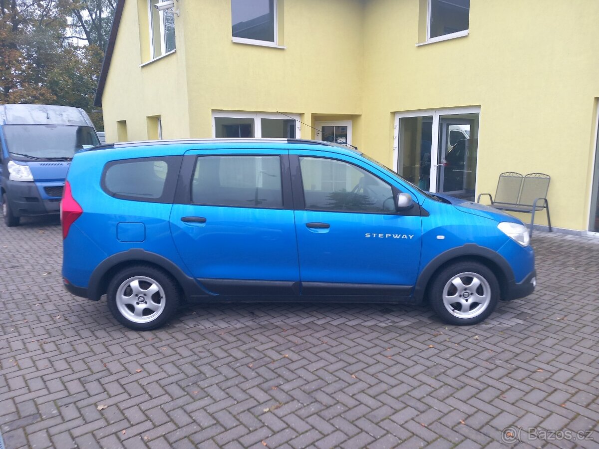 Dacia Lodgy 1.2TCe 1.MAJ. KLIMA NAVIGACE TAŽNÉ NOVÁ STK - 7