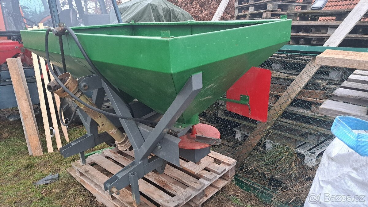 Rozmetadlo průmyslových hnojiv - 7