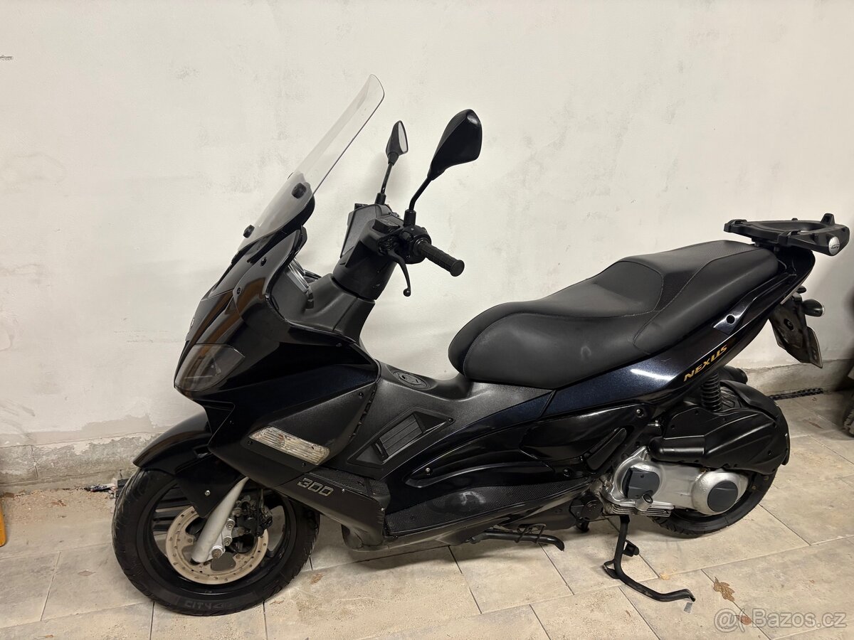 Gilera nexus 300 2008 česky původ - 7