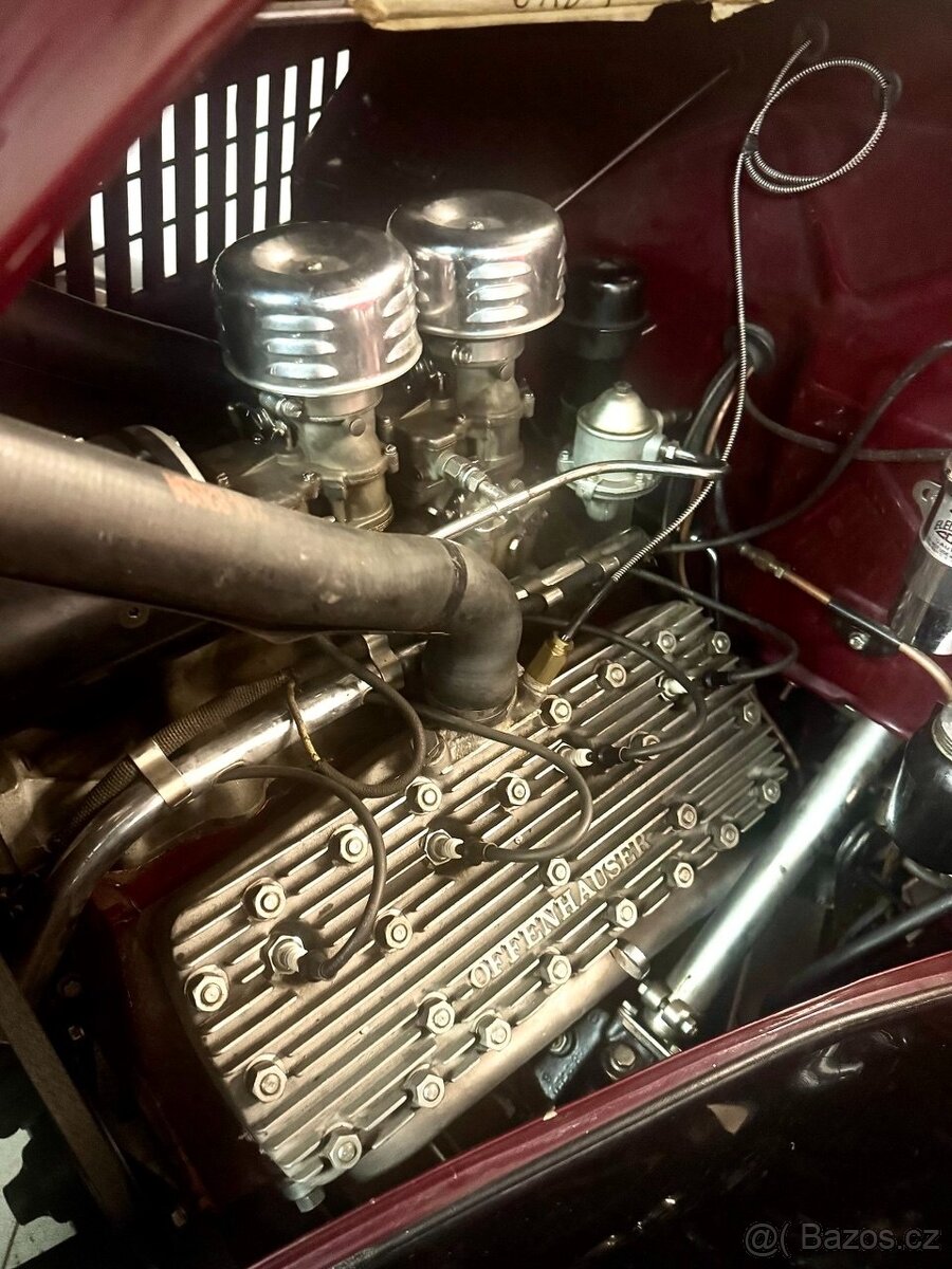 Ford V8 Roadster 1935 - 7