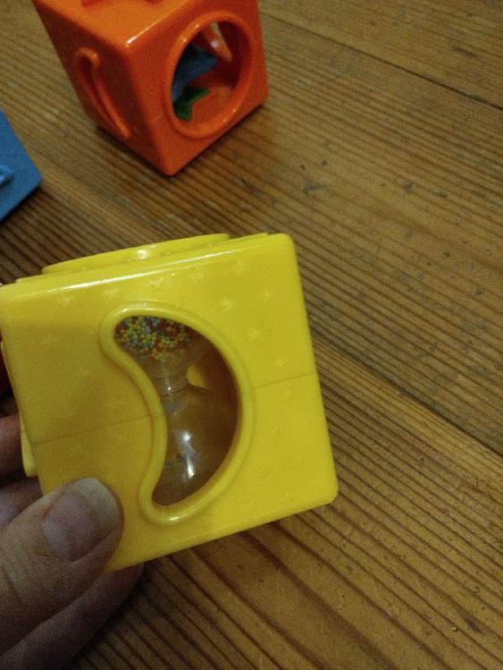 Plastové aktivní hračky - 7