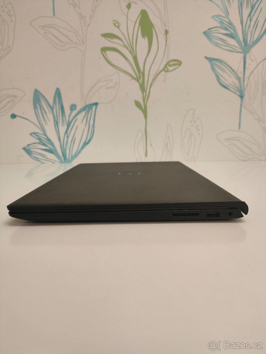 Dell Inspiron 3525 Ryzen 7 5700U, 16 GB RAM, 512 GB SSD - 7