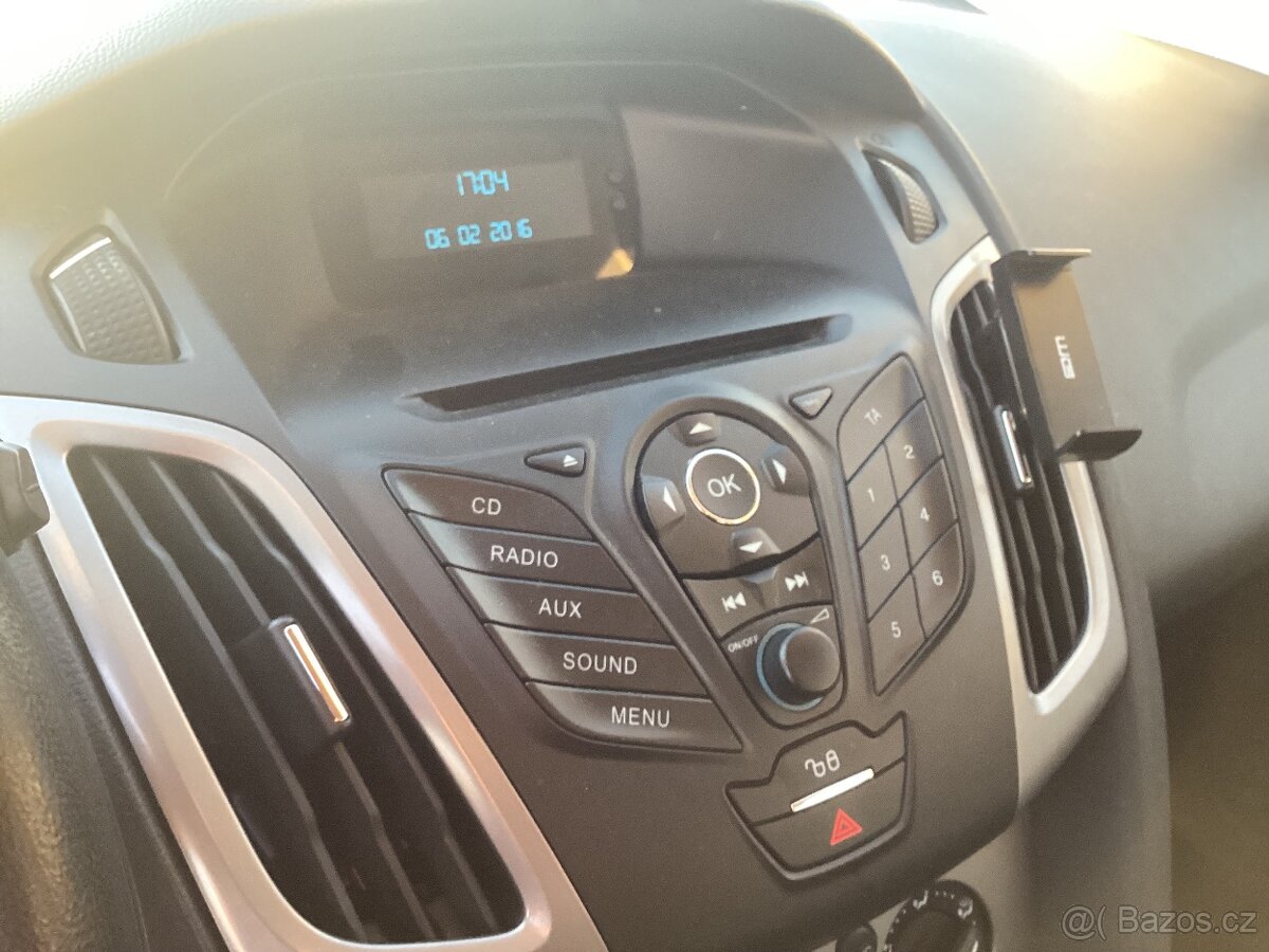 Ford Focus, benzin, 1,6,74 kw, 57 tis.km,registrace 12/2013 - 7