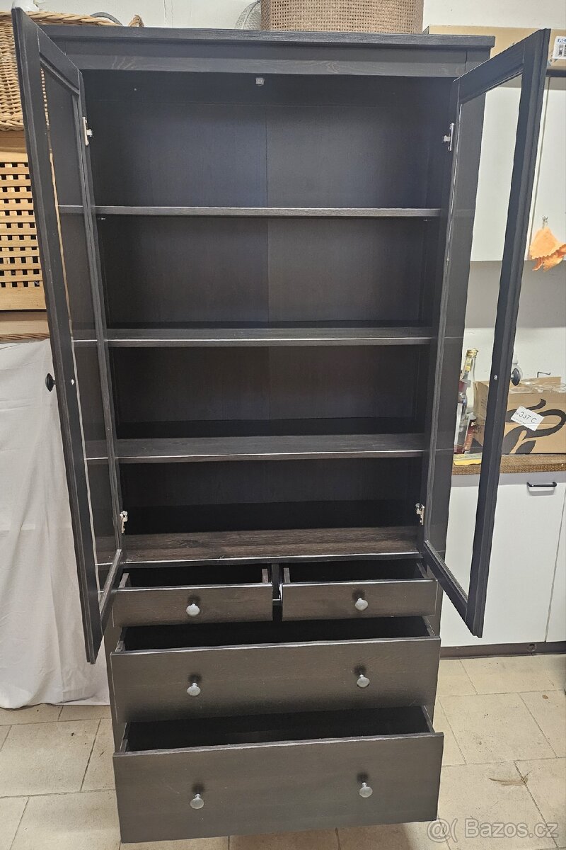 Vitríny a police Ikea Hemnes - 7