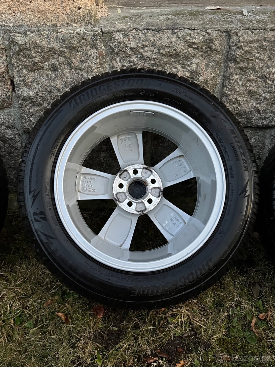 Zimni alu kola skoda scala 195/60 r16 - 7