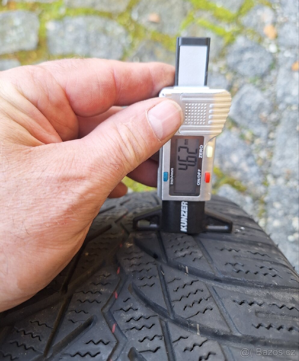 4x zimní 205 55 16. - 7