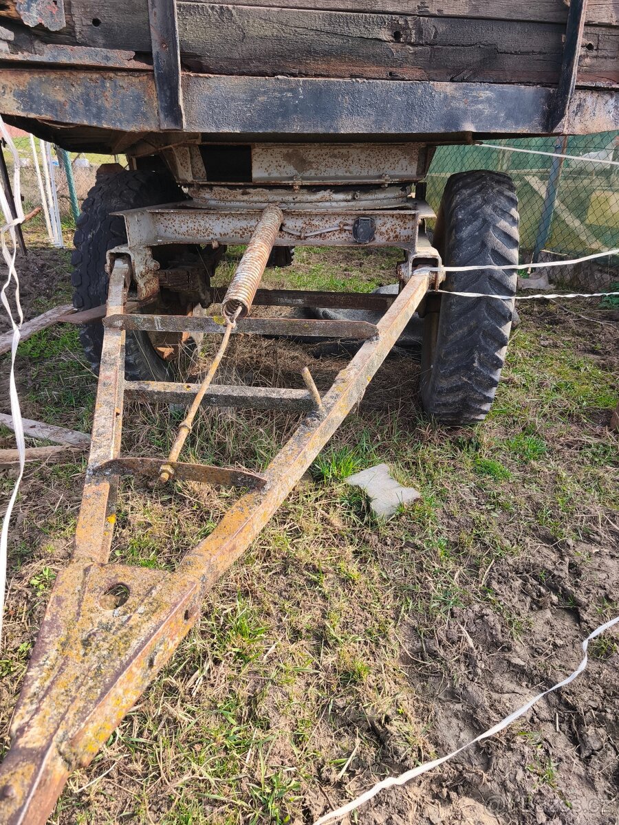 Vlečka za traktor - 7