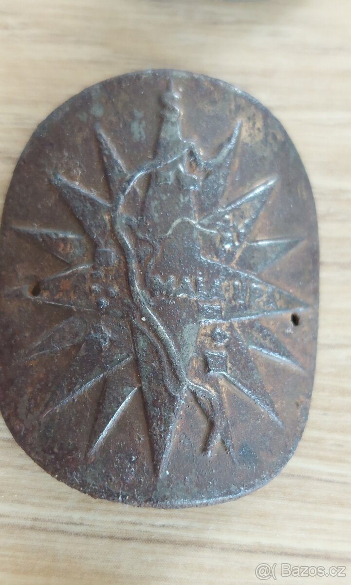 Odznaky různé - 7