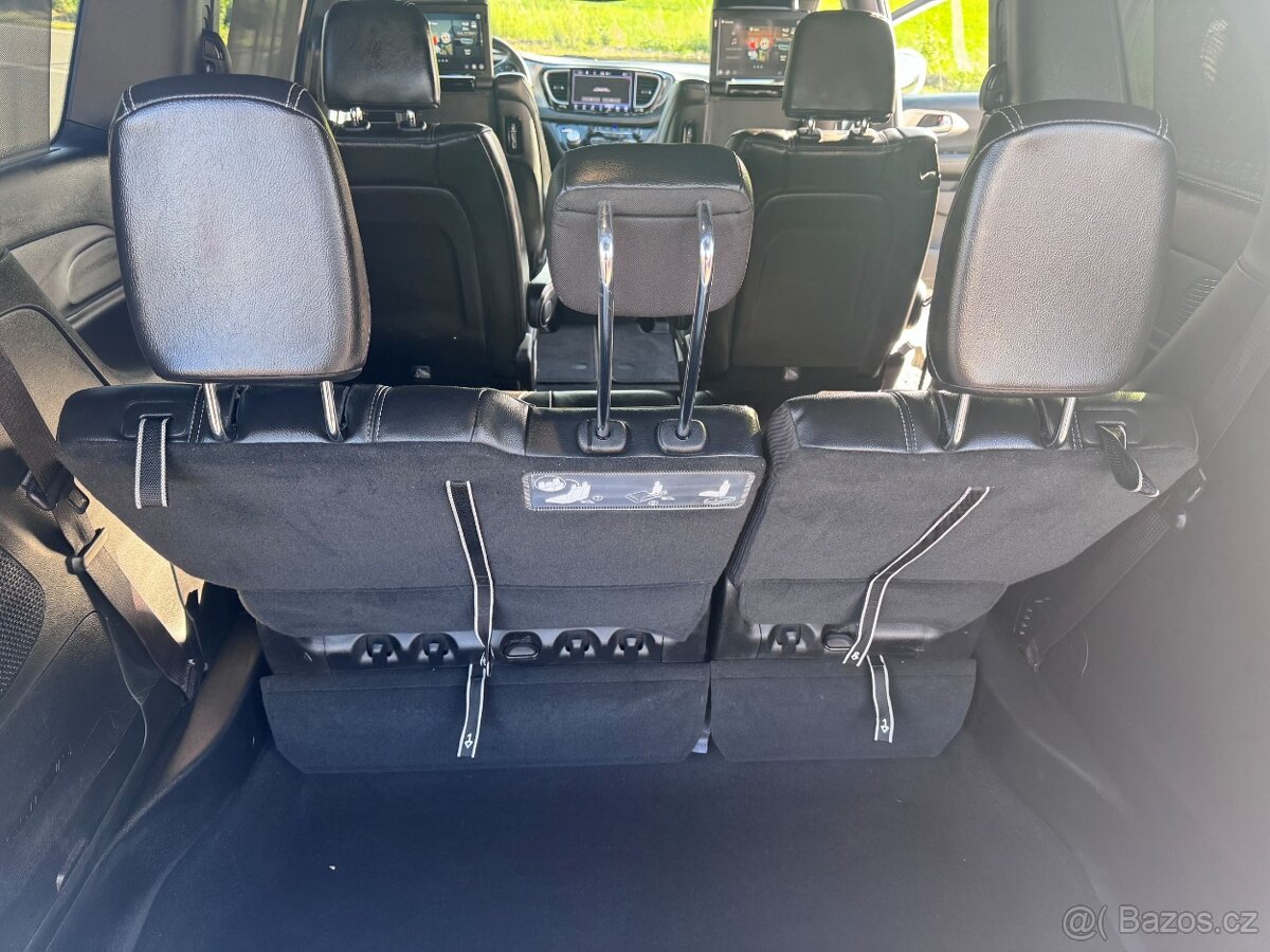 Chrysler Pacifica 3,6 Limited DVD Čočka 2021 DPH - 7