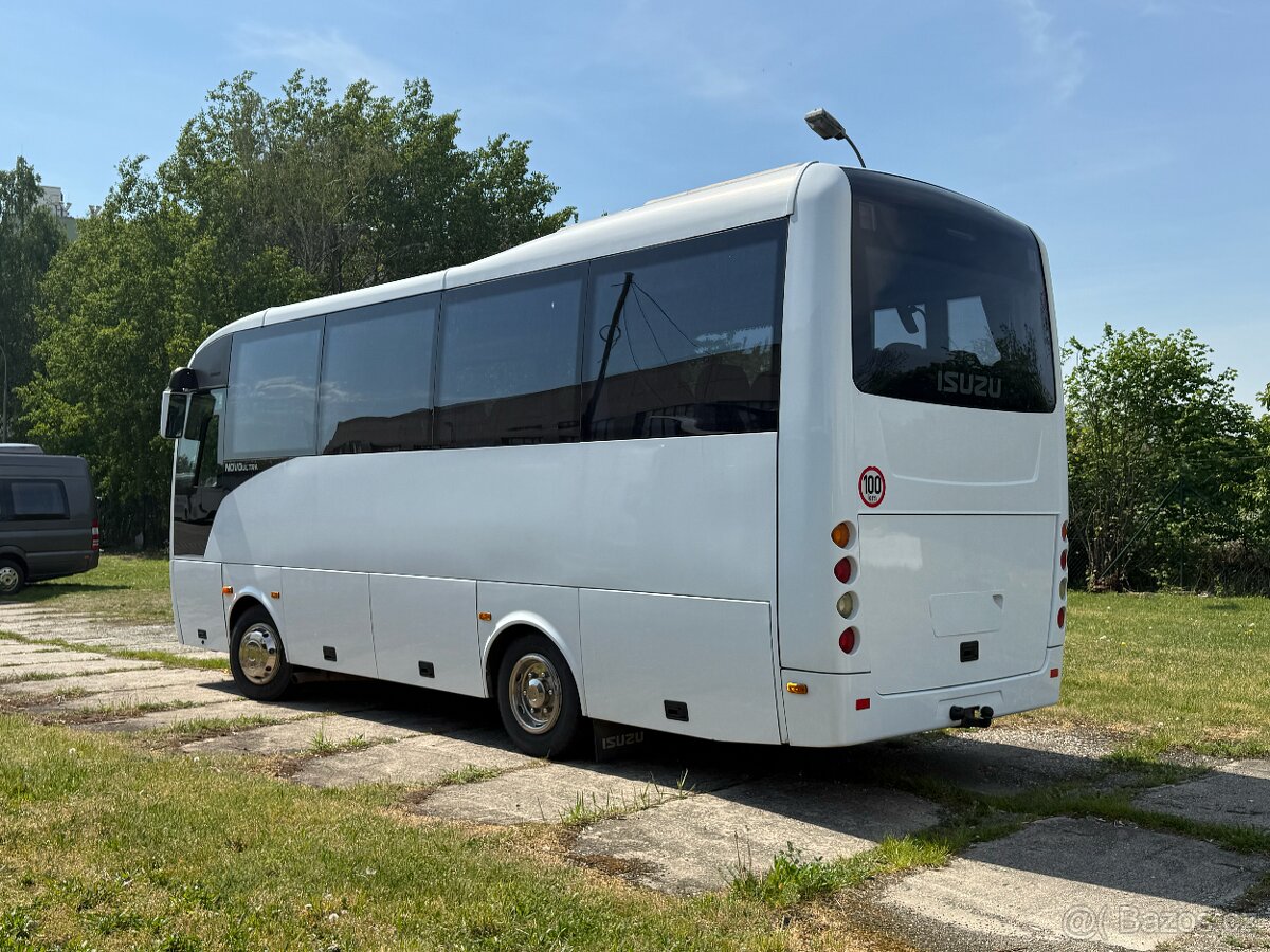 Isuzu Novo ULTRA -31míst - 7