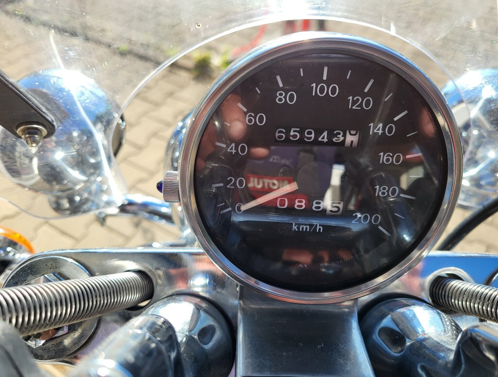 Suzuki VS 1400 Intruder - 7