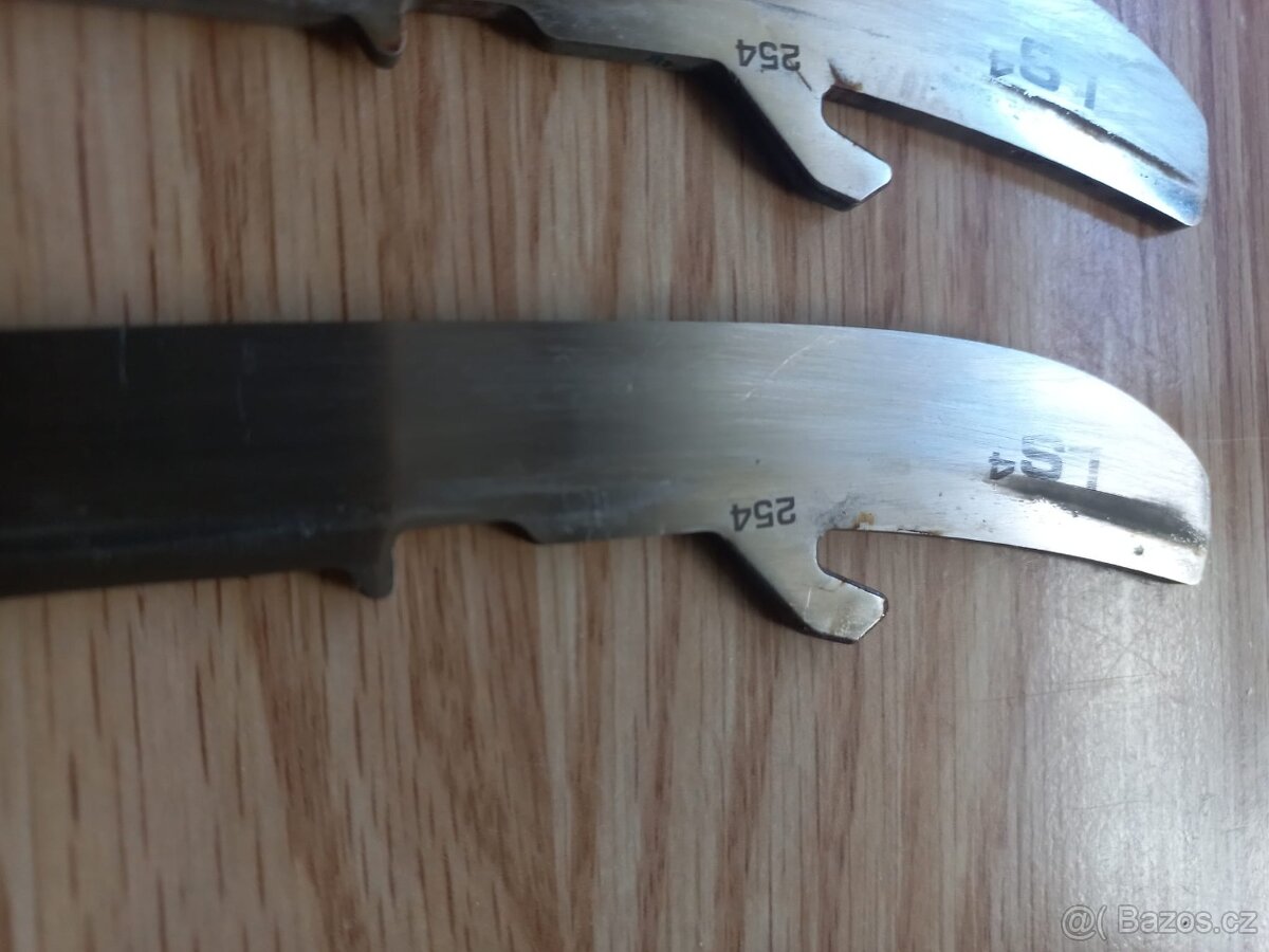 Nože do bruslí Bauer vel.254 - 7