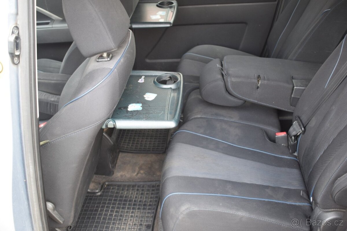 Mazda 5 7míst, po FL - 7
