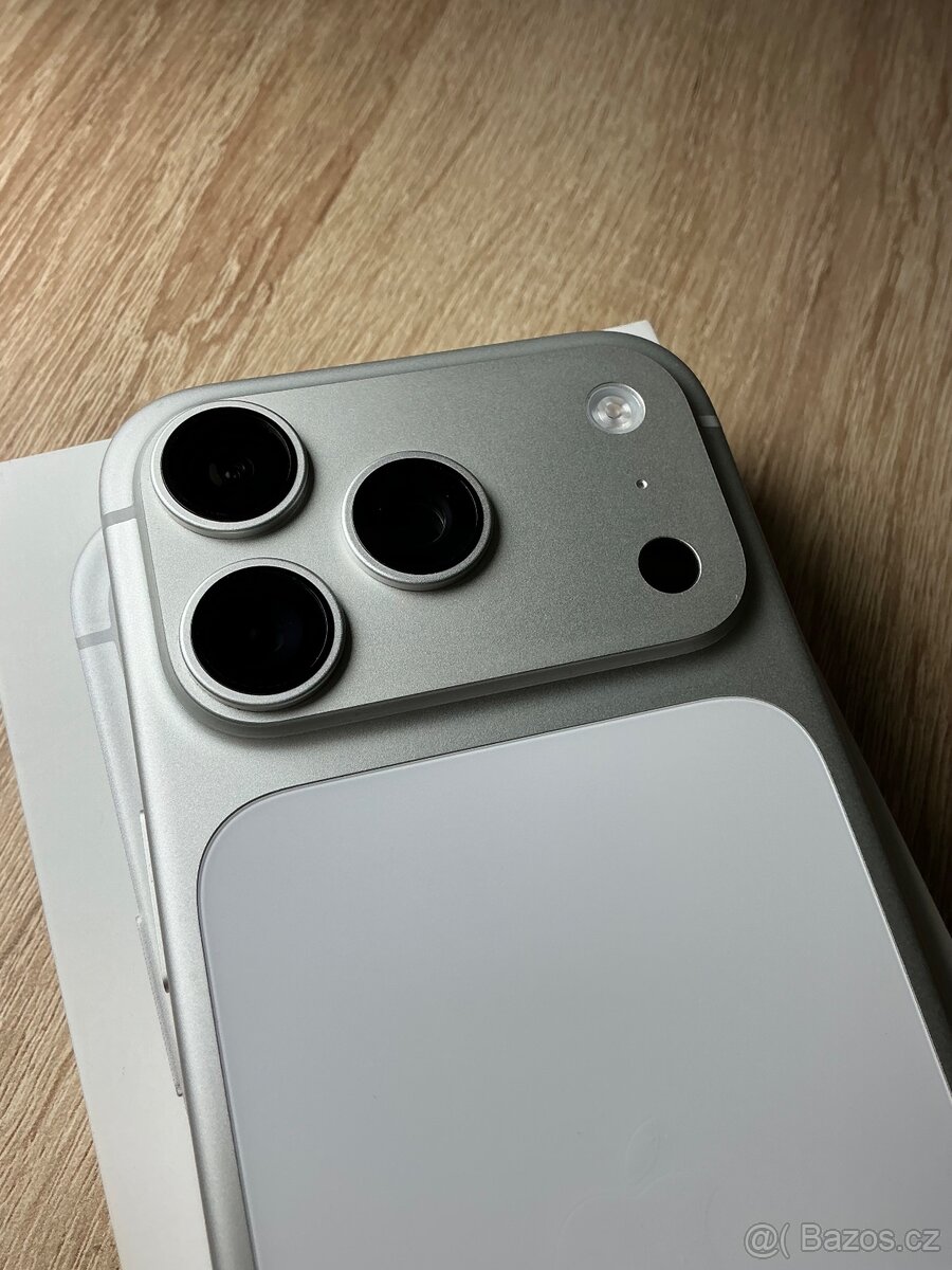 Iphone 17 Pro 256gb TOP stav - 7