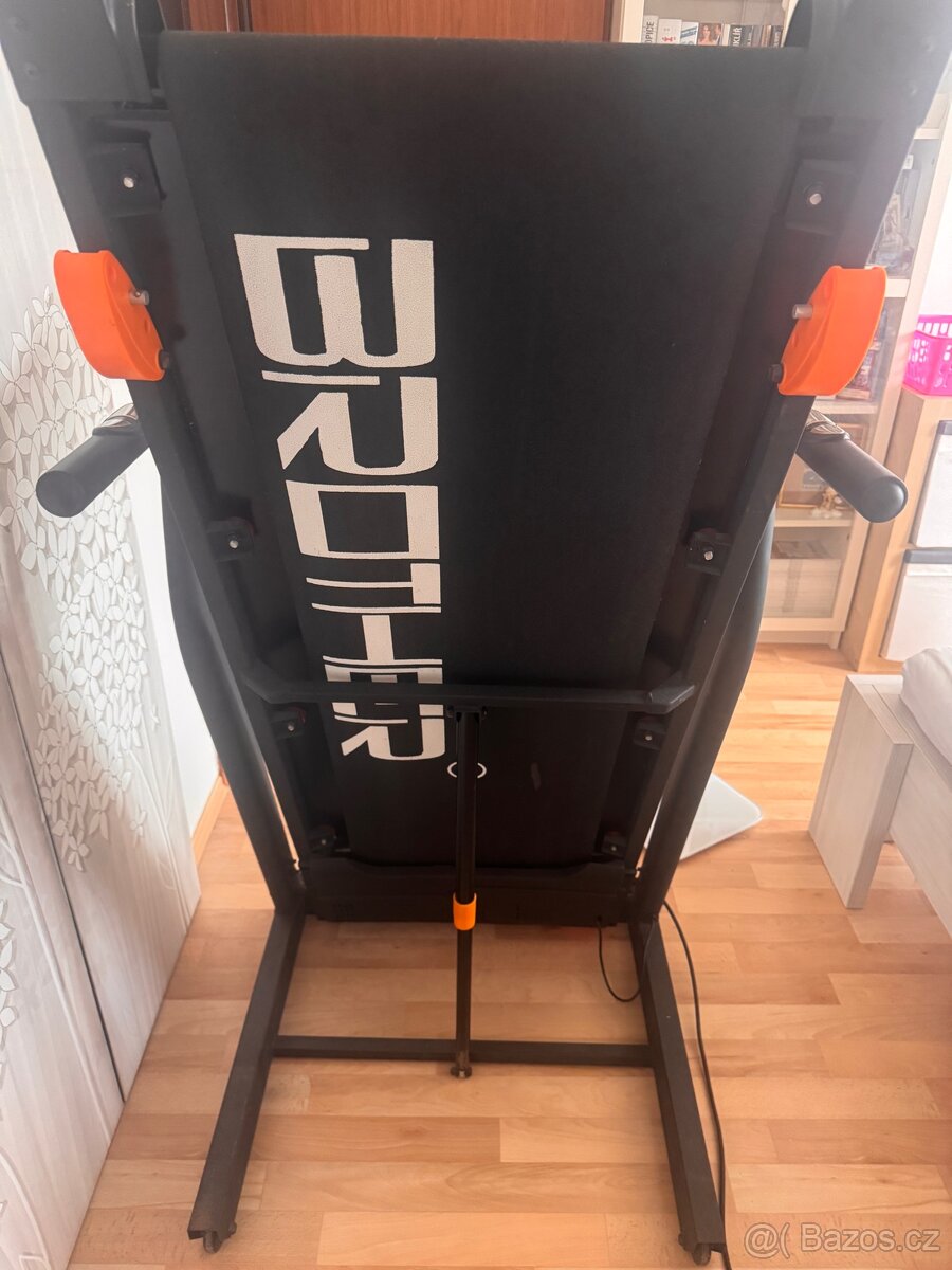 Běhací pás Brother GB4000 - 7