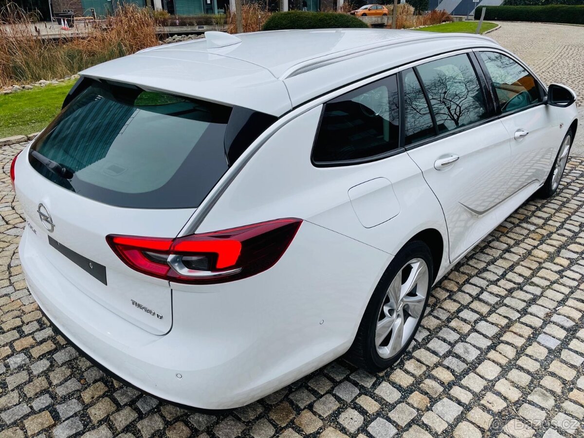 Opel Insignia 2.0CDTi 125KW MANUÁL KAMERA VÝHŘEV SERVISKA - 7