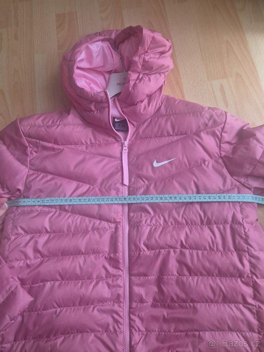 Bunda zn. Nike vel M - 7