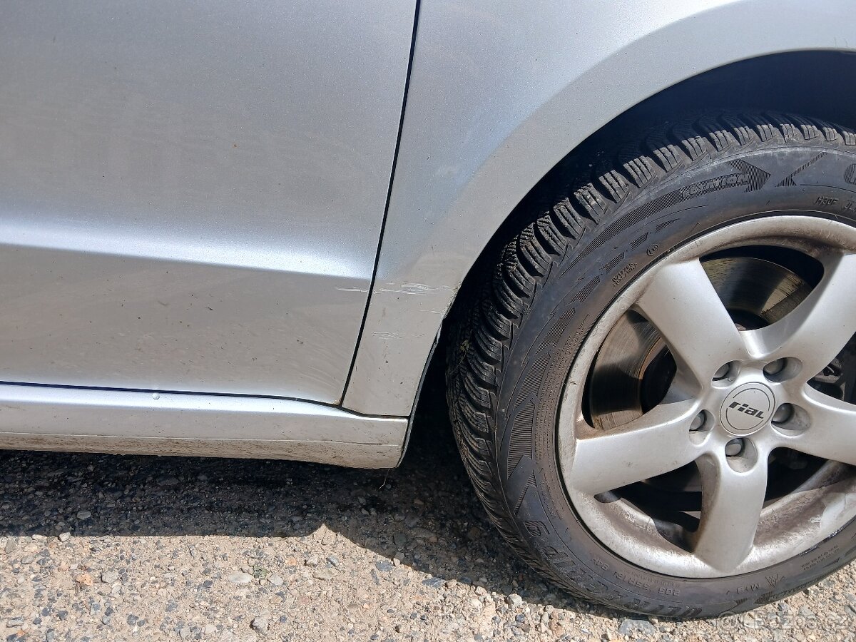 SUPERB 2,0TDI- 103 KW RV 2012 - 7