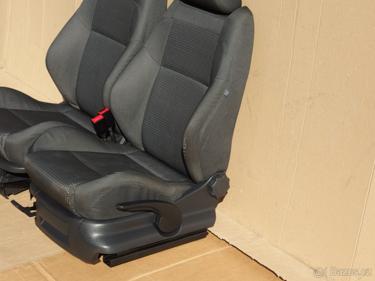 Sada sedaček Škoda Roomster s airbagy a výhřevy - 7