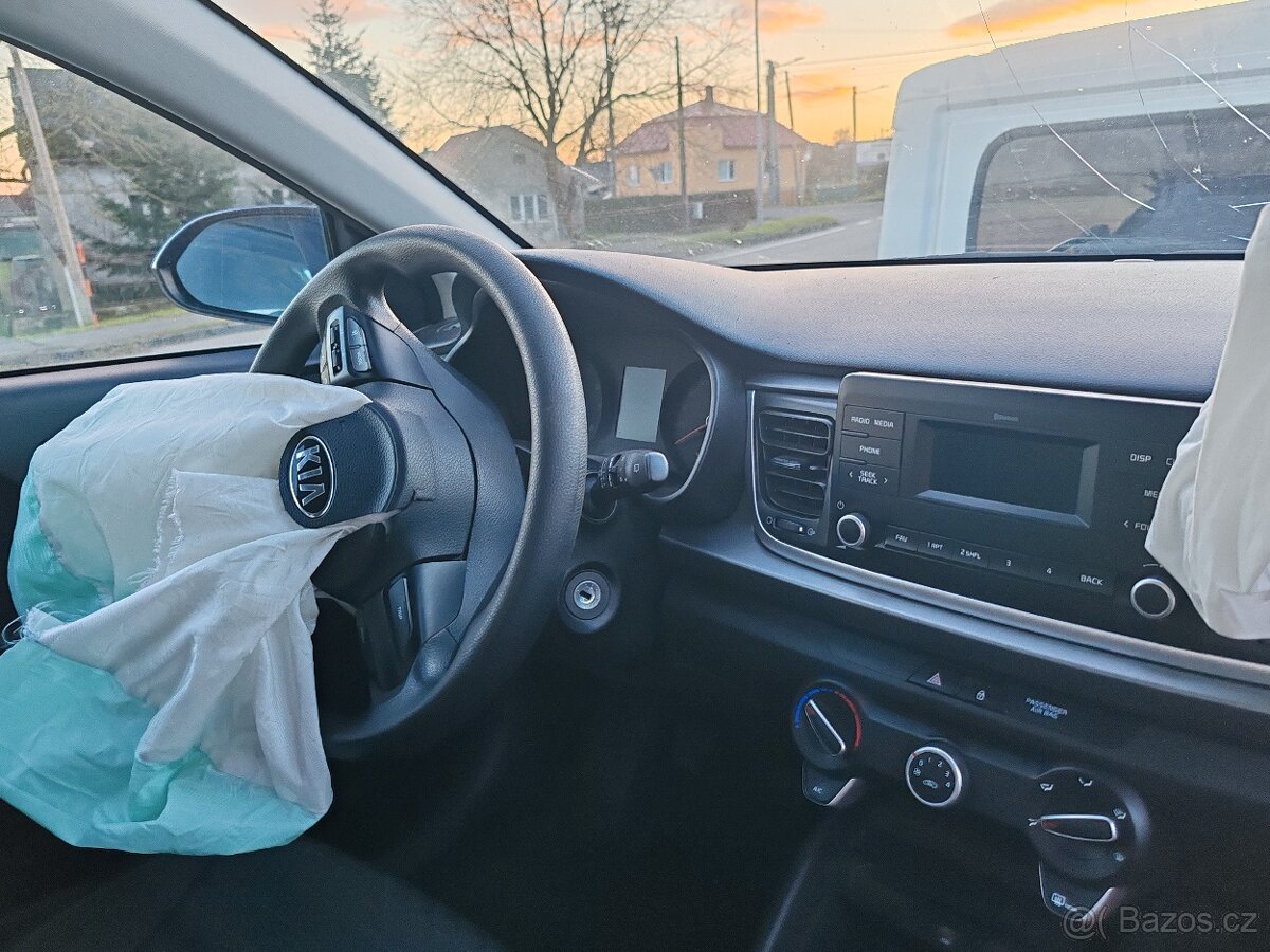 Kia Rio 2021 - 7