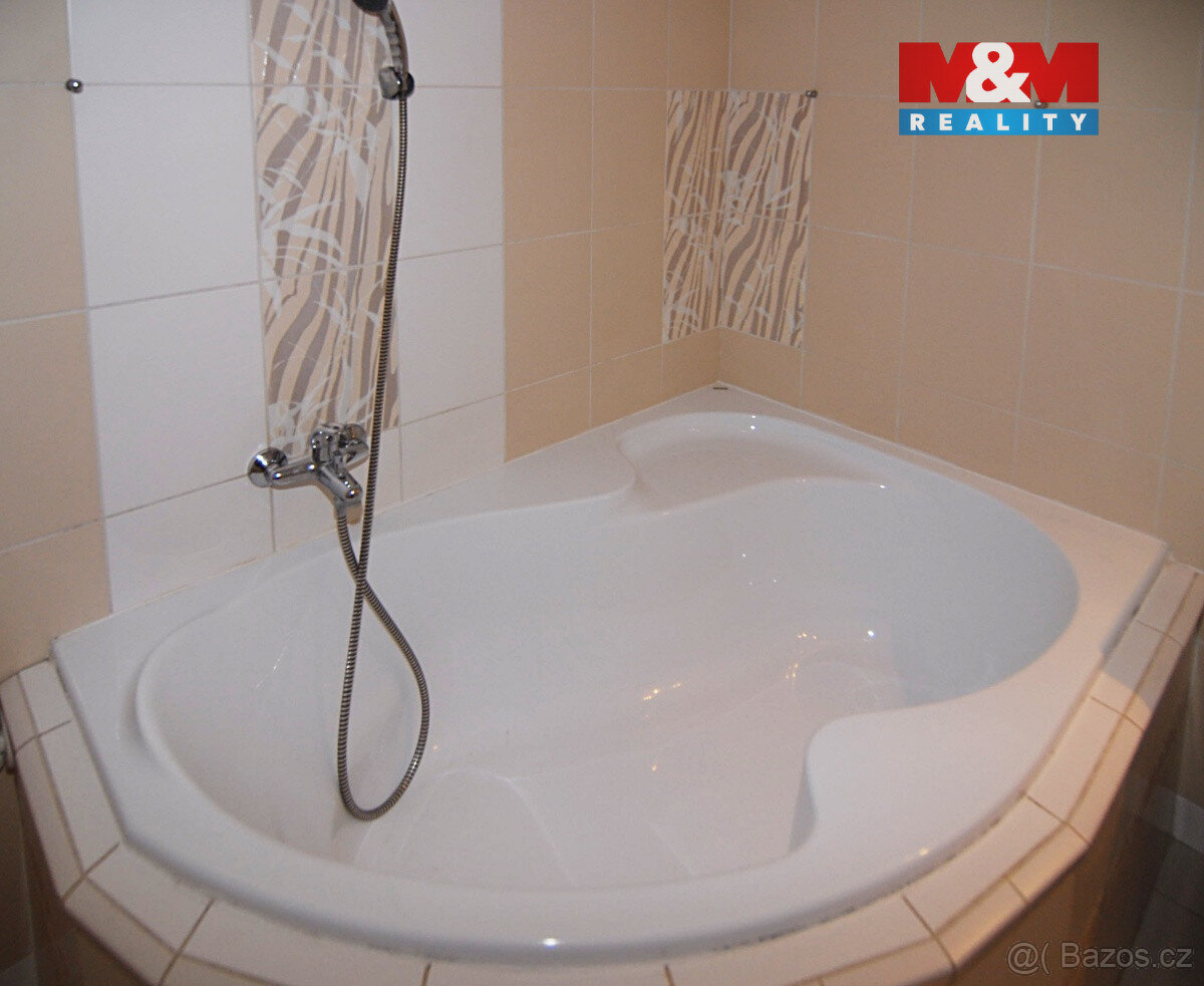 Pronájem bytu 3+1, 78 m², Ostrava, ul. Ahepjukova - 7