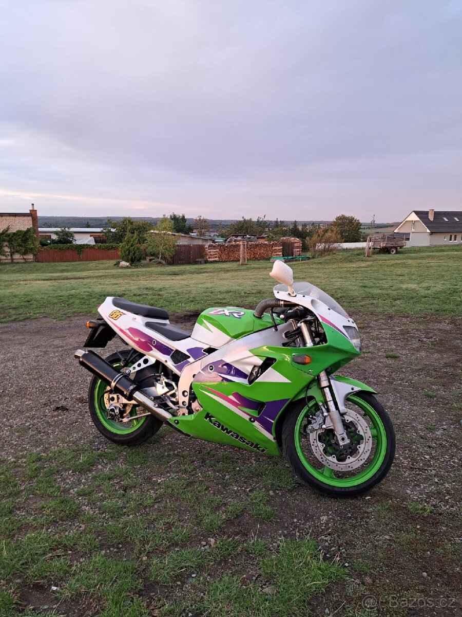 Kawasaki ZXR 400 A2 - 7