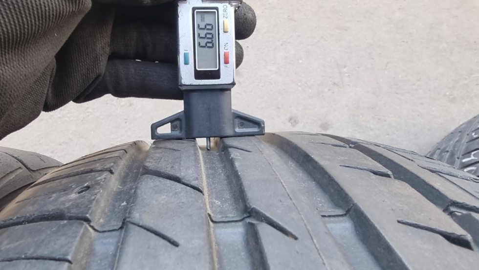 Letní pneu 225/55/16 Falken - 7