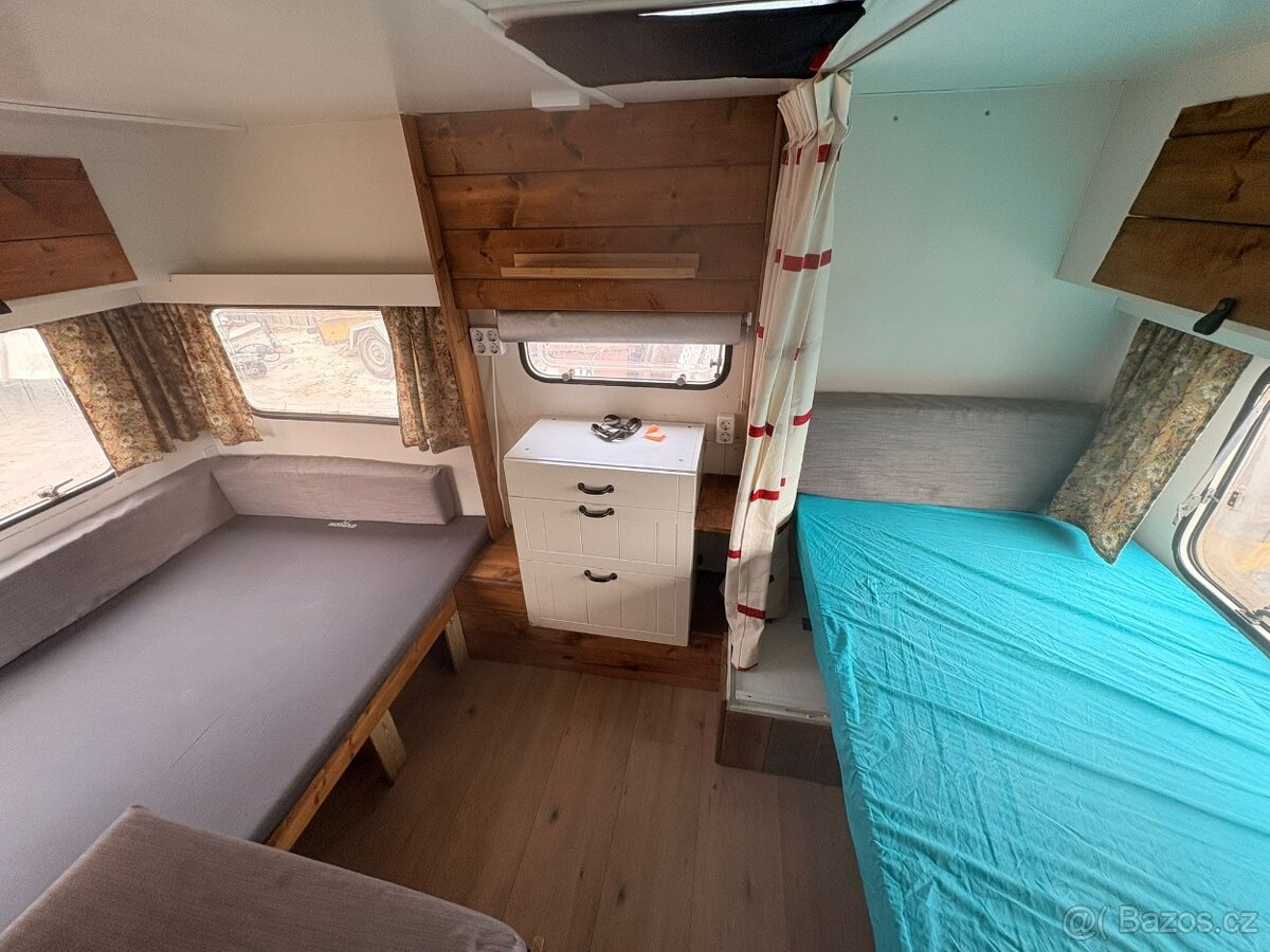 karavan Tabbert bez papírů - 7