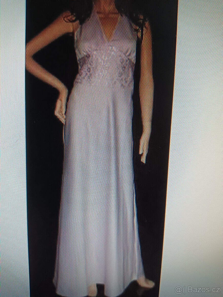 6x SVATEBNÍ ŠATY, 4x BOTY LODIČKY - RŮZNÉ - 7