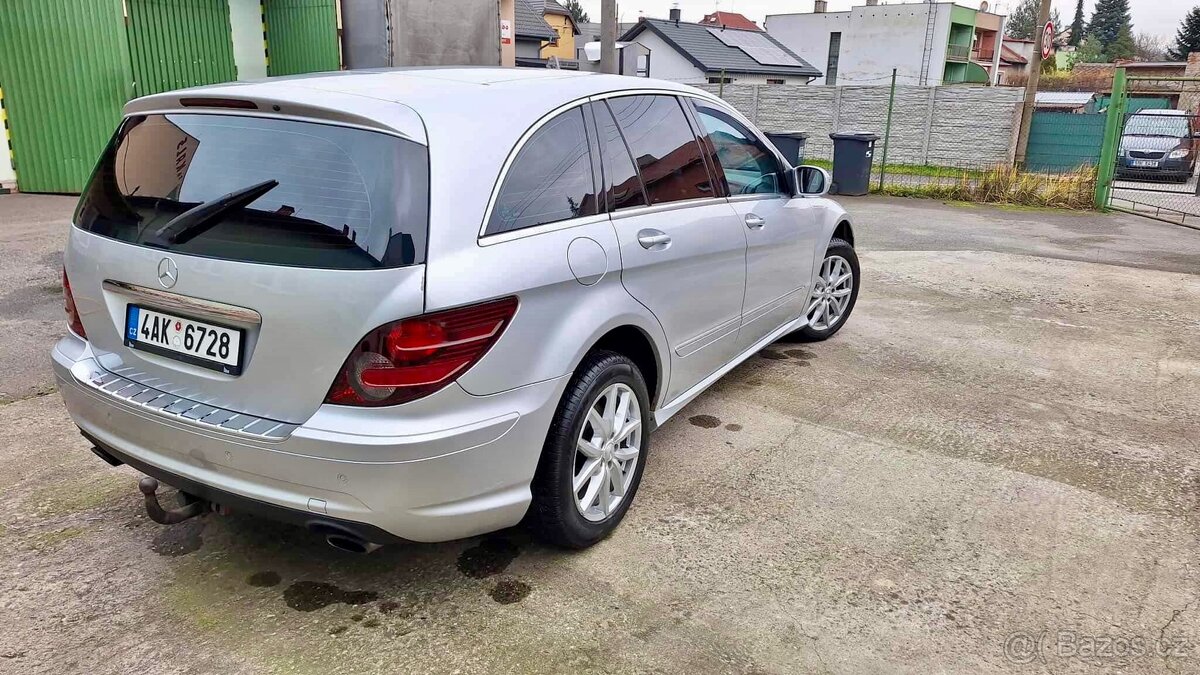 Mercedes-Benz R 320 CDI 4MATIC | 7 míst - 7