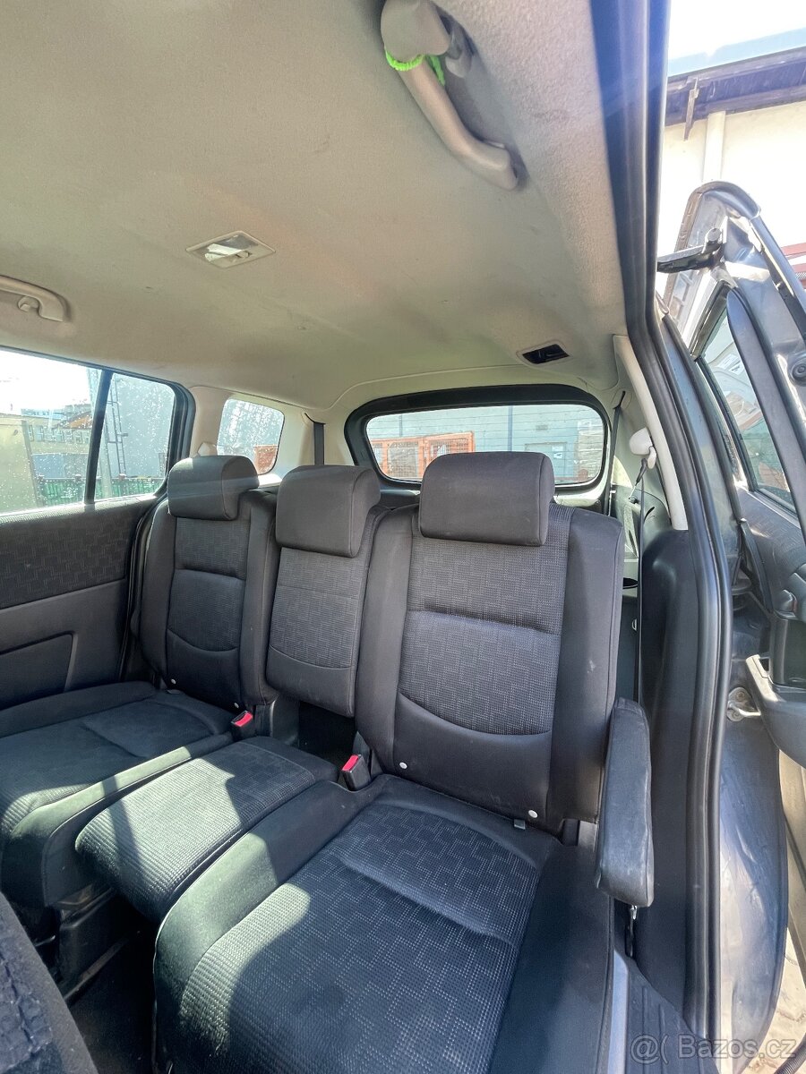 Mazda 5 2010 rok - 7