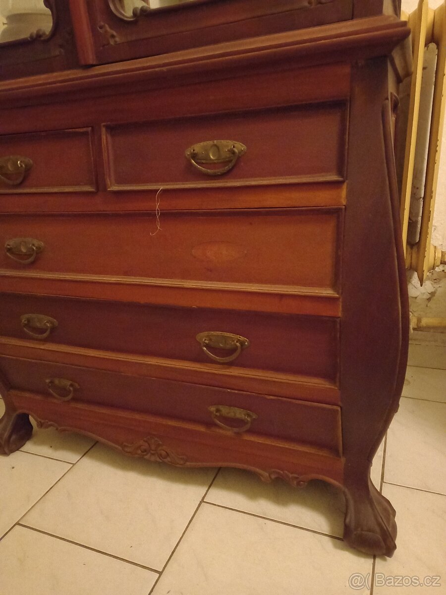 Stary skleník - vitrina - 7