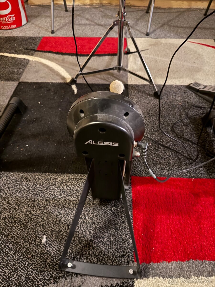 Elektronické bicí Alesis DM6 - 7