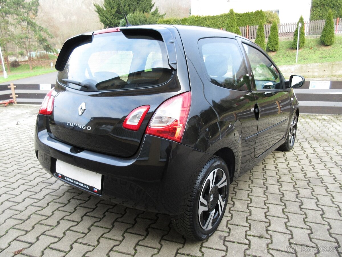 Renault Twingo 4/2014 1.2i 55Kw- 1. Majitel - 7