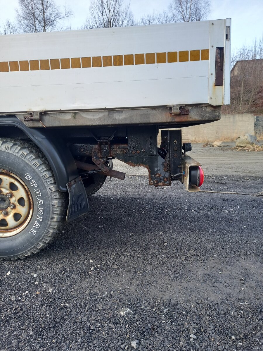 Nissan navara d22 valník - 7