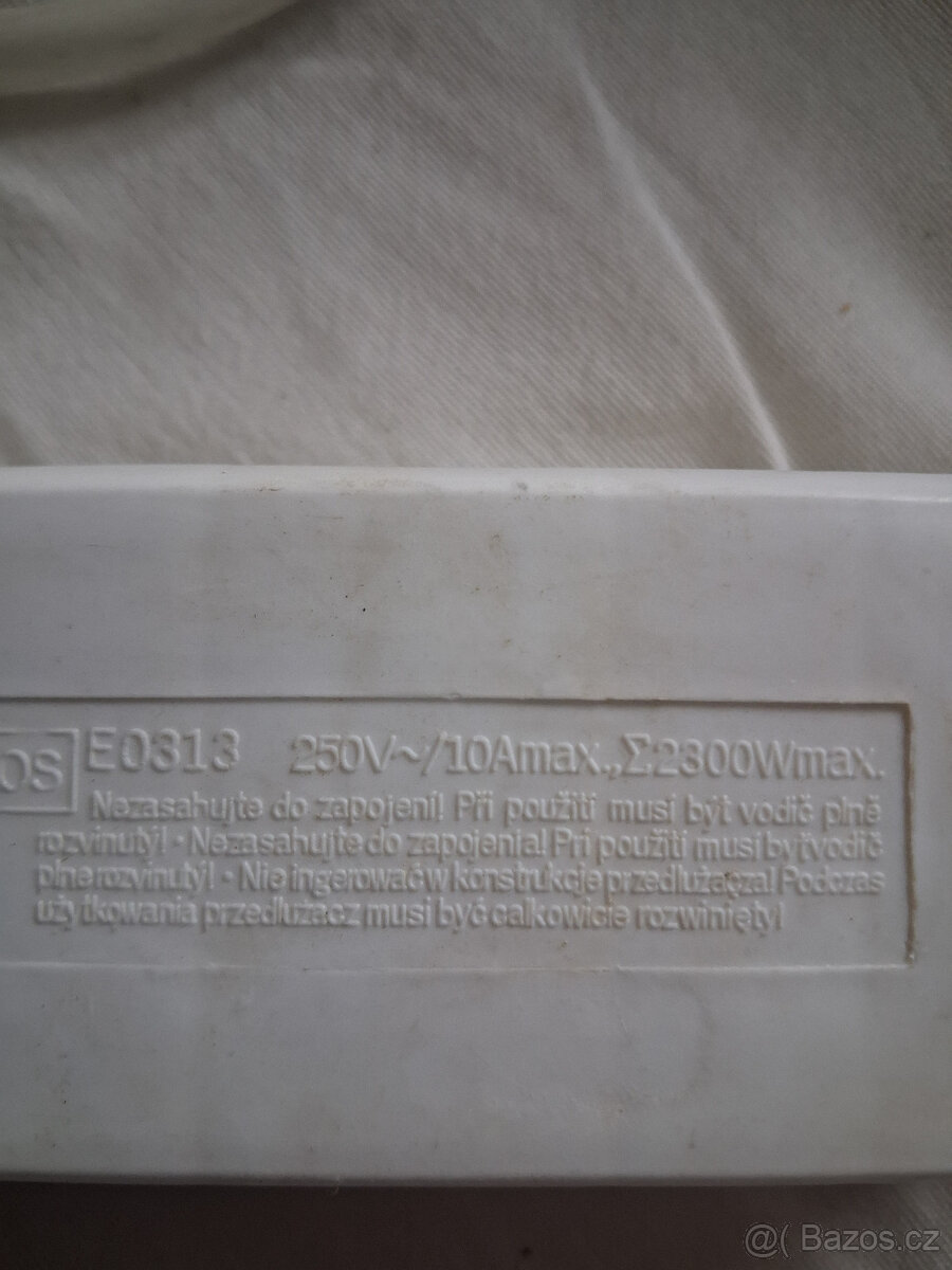 Prodám prodlužovací kabely 220V se 3.-4.a 5ti zásuvkou 220 V - 7