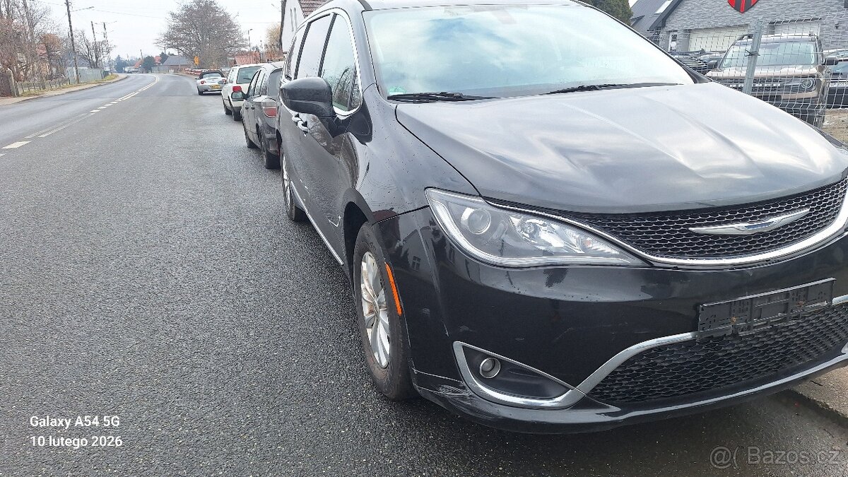 Chrysler Pacifica 2016 3.6 - 7